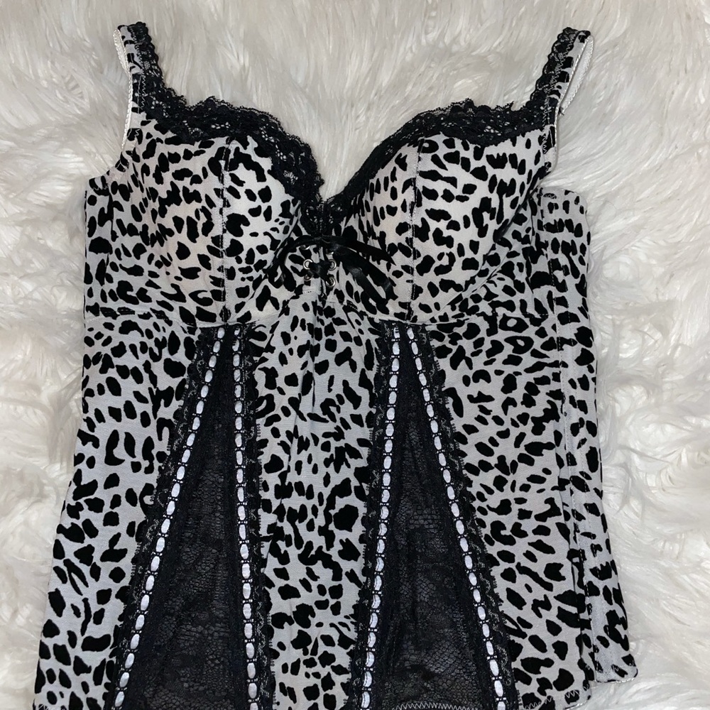 Frederick’s of Hollywood leopard corset top